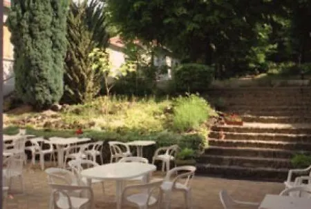 Arcantis Metropole Vendégház 2*